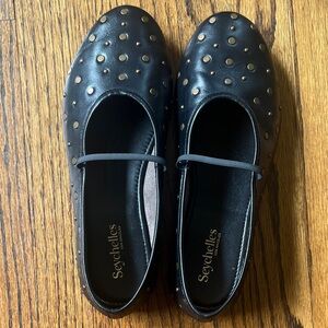 Seychelles Black Flats with Gold Accents & Matching Clutch